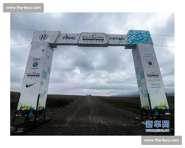 龙游魔鬼赛道突发坠崖事故，车手生死未卜