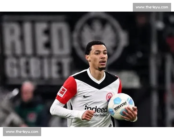 曼联加速敲定埃基蒂克转会 谈判进入最后阶段